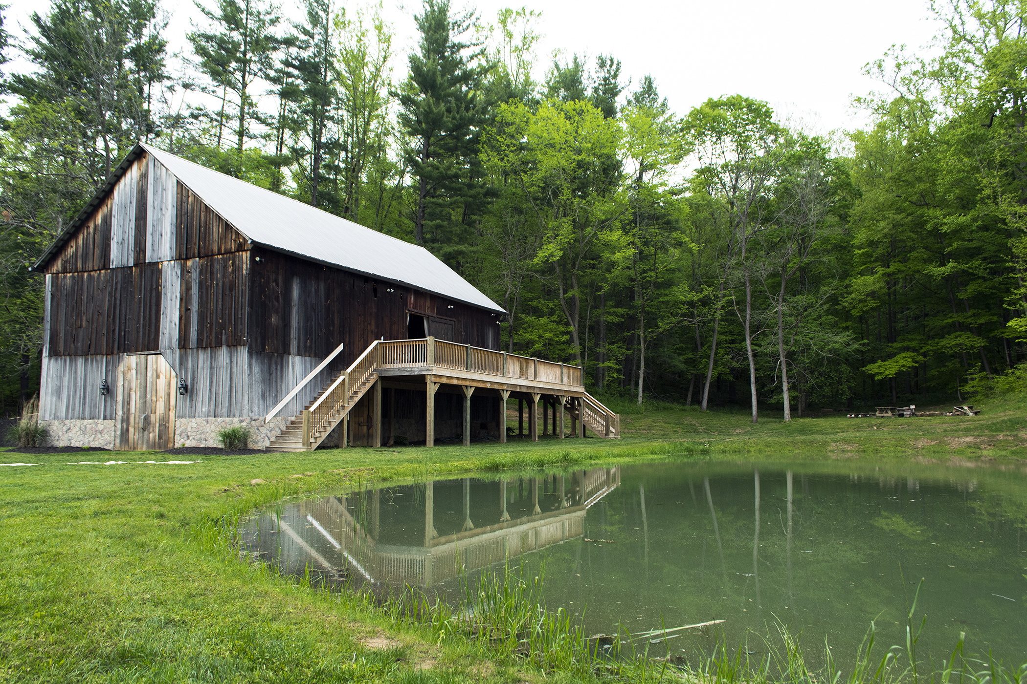 Jake and Danielles Barn 2 WEB